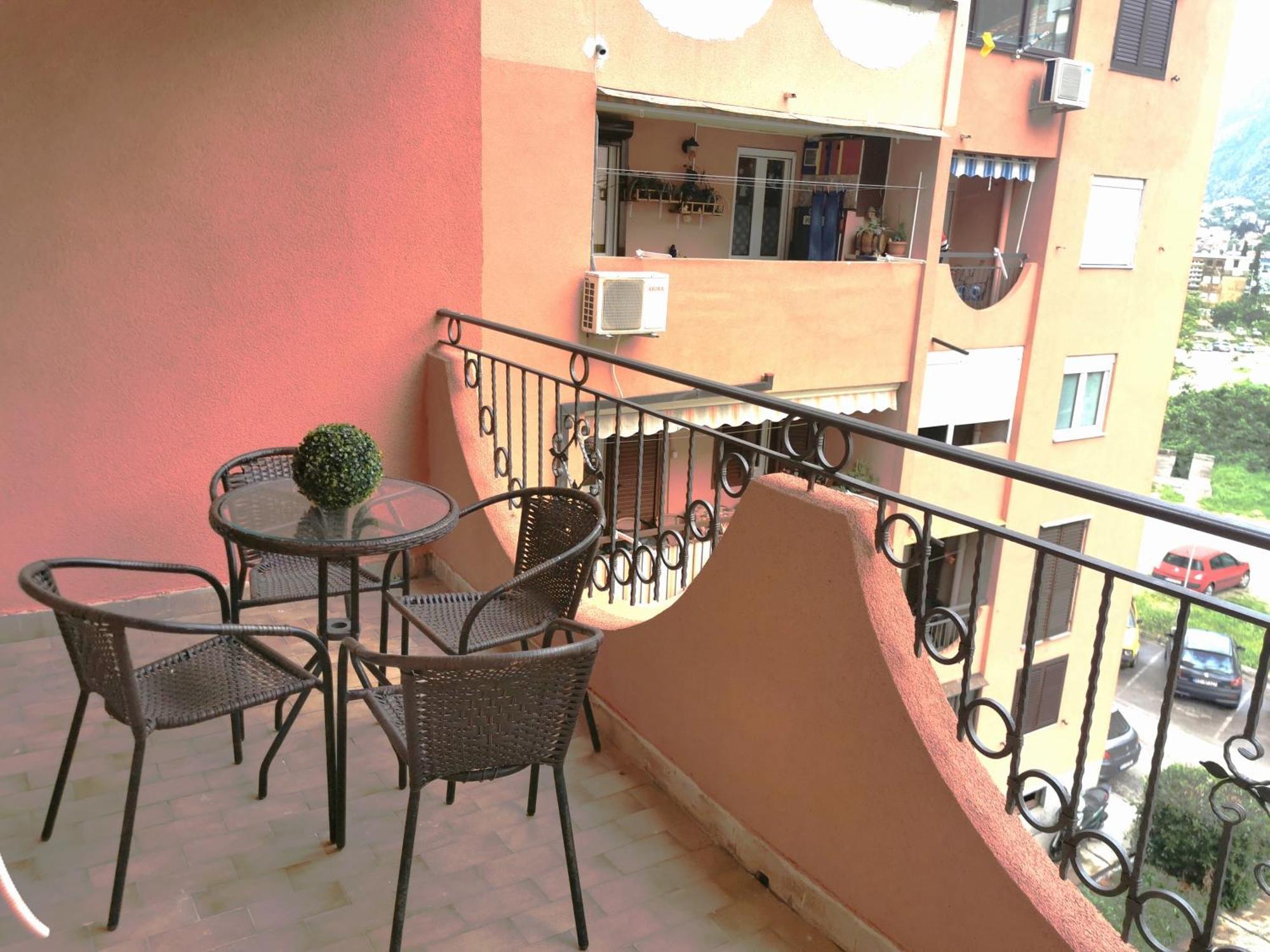 Apartment City View Kotor Exterior photo